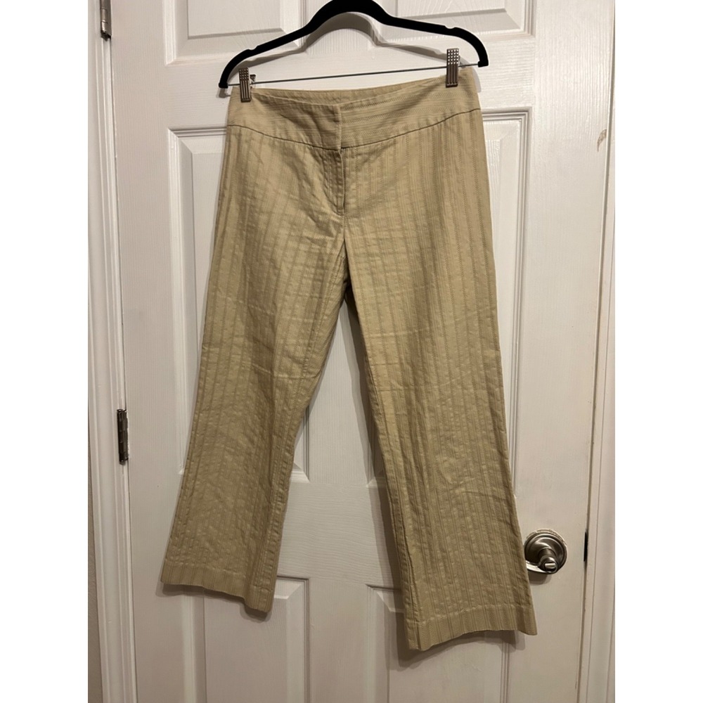 Ann Taylor Women's Size 6 Straight Classy Lace Textured Capri Pants Beige Cotton